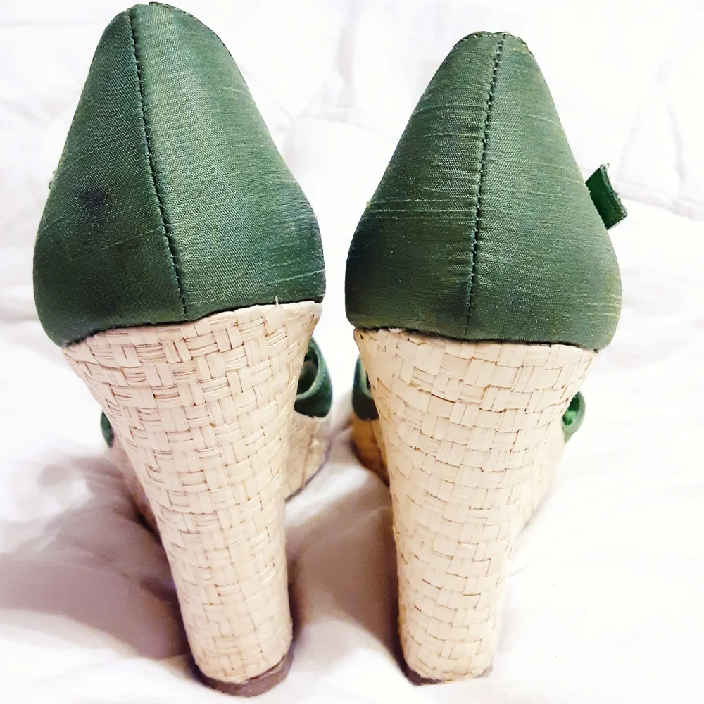 Steve Madden Ruffle Wedge Platforms - Picture 4 of 16